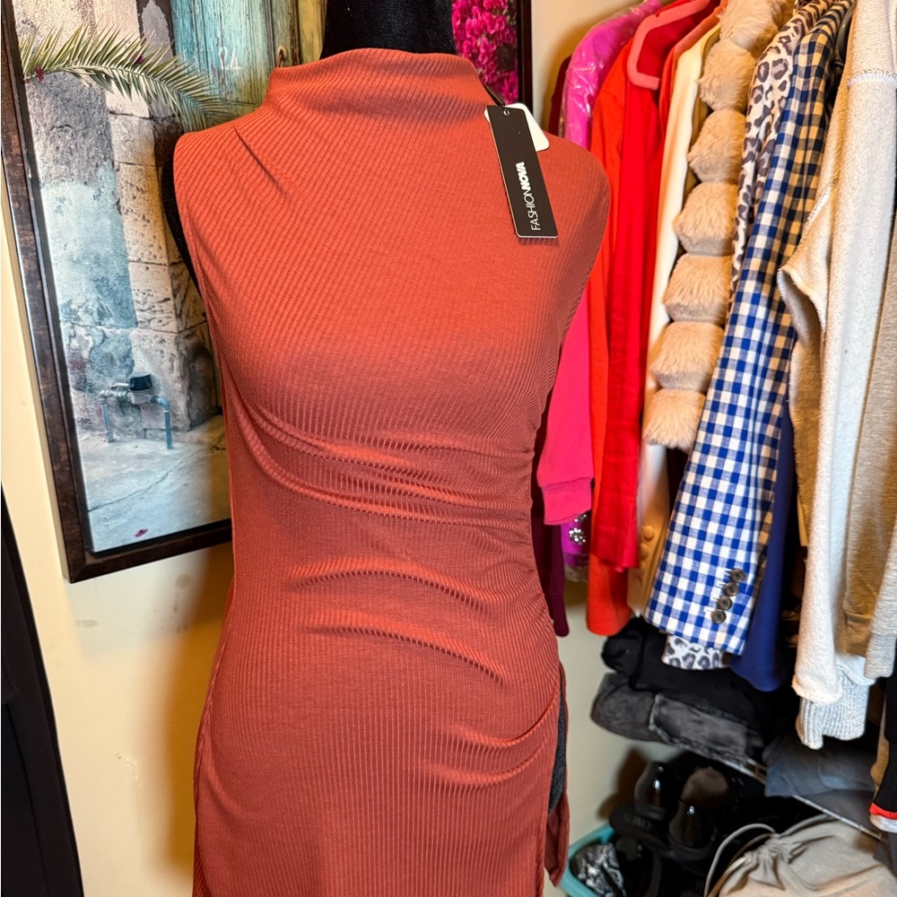 Fashion Nova Rust Sleeveless Tunic and Matching Leggings